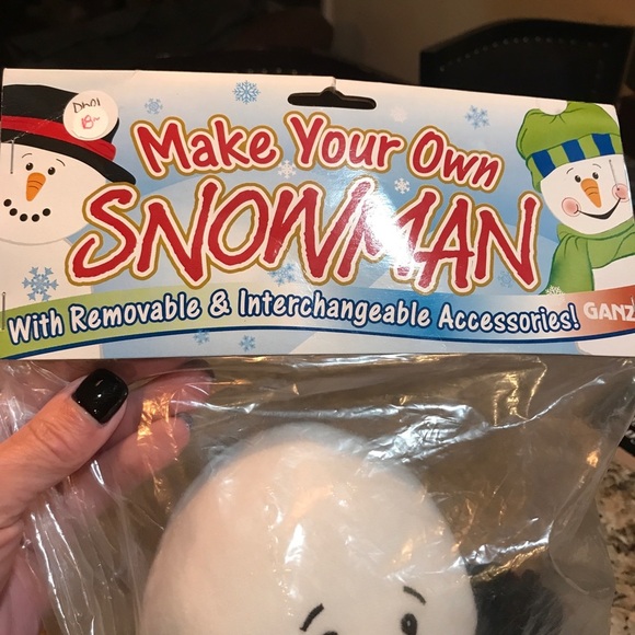 ❌SOLD❌🎈Make Your Own Snowman Kit  ⛄️ - Picture 1 of 4